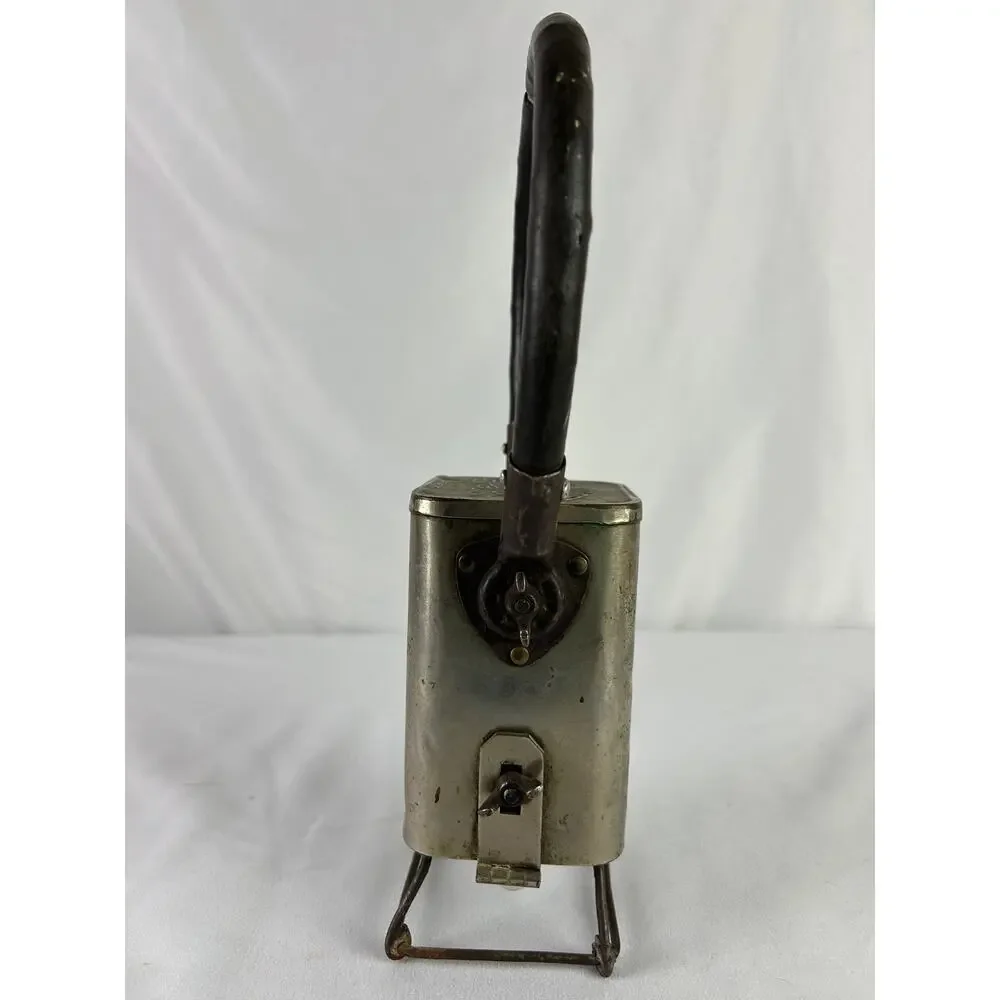Vintage Honeycutt A-C Midget Railroad Inspection Lantern Light